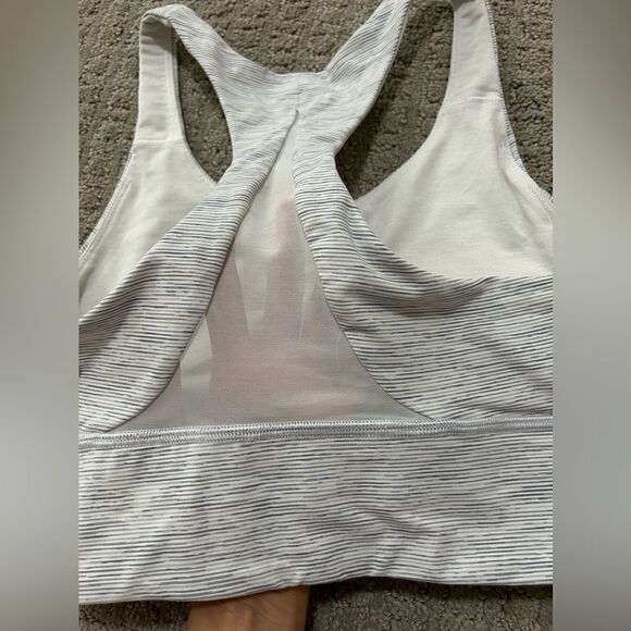Lululemon Invigorate Bra *Long Line - Picture 10 of 12